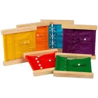 Bigjigs Cadre de fermeture et de bouton en bois - Jouets Montessori