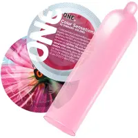 One - préservatifs aromatisés - assortiment de saveurs - boîte de 12