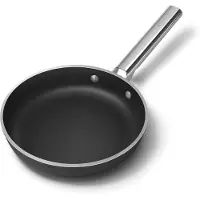 Smeg Poêles 24cm noir mat - - FPF2402BLM -