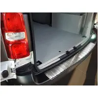 Avisa Protection de bord de coffre Peugeot Traveller 2016- (pare-chocs plastique, porte tournante)