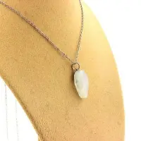 Bijoux Collier Pierre de Lune brut 8.98 carats