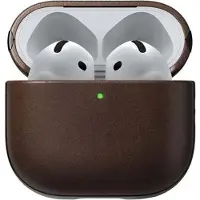 Nomad Modern cuir coque AirPods 4 – Conçu pour s'adapter précisément aux AirPods 4 – Protège vos AirPods contre l'usure quotidienne – Donne à vos AirPods un aspect raffiné en cuir - Marron