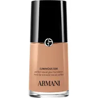 Giorgio Armani Fond de teint Luminous Silk 30 ml (différentes teintes disponibles) - 8.25 - New Formulation