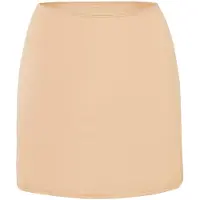 Dagi Robe gainante nude