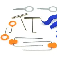 GEKO Jeu d'outils pour le démontage des autoradios, des systèmes de navigation, de la sellerie et des housses G02703