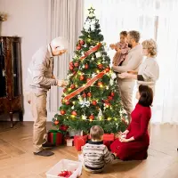 Northix Sapin de Noël artificiel avec support en métal, 180 cm, matériau PVC