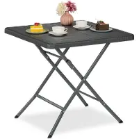 Relaxdays Table de jardin aspect bois, carrée, dimensions : 74 x 78 x 78 cm, table de balcon, plastique, métal, table d'extérieur, grise