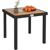SUCCESS COURIER Table de jardin carrée, 78 x 78 x 74 cm, lamelles en plastique aspect bois, structure en aluminium, noir, pieds antidérapants, résistante aux intempéries