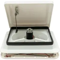 StarTech.com Lanterneau avec ventilateur pour camping-car/caravane - 36x36 cm - 12V - 10 ailes - 33 dB - Lumière LED - Moustiquaire - Blanc