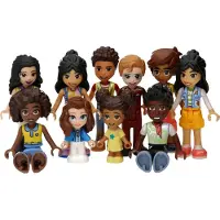 LEGO Friends : 10 minifigures au hasard