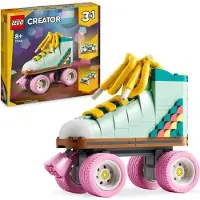 LEGO Creator 3en1 Les Patins a Roulettes Rétro, Jouet avec Mini-Skateboard et Boombox, Décoration Rétro, Set 31148