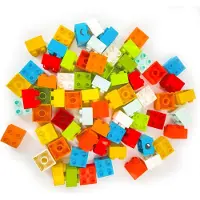 LEGO Duplo : 70x 2x2 briques, mélange de couleurs