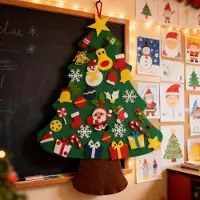 XINZI Bricolage Arbre de Noël en feutre avec 32 décorations à suspendre amovibles - Décoration de porte et murale, Cadeau de Noël pour enfants, Décoration de Noël à domicile, Type A