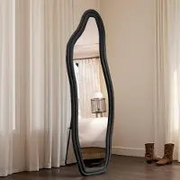 UnboxG Miroir asymétrique 140×45 cm - Miroir noir sur pied et mural avec cadre en bois recouvert de flanelle, semi-circulaire pour chambre à coucher & dressing-room