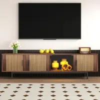 OKWISH Meuble TV Sculpté avec Éclairage LED 16 Couleurs et Rangement Intégré, Portes en Verre Trempé, Panneau de Particules, Brun, 200x35x53 cm