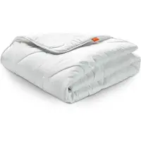 Sleepling Couette 200 x 220 cm, couette d'hiver, 100% microfibres, convient aux personnes allergiques, Basic 100
