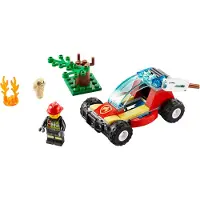 LEGO 60247 City Incendie de forêt, jouet pour enfants avec buggy et pompier, voiture jouet idéale comme cadeau pour filles et garçons à partir de 5 ans