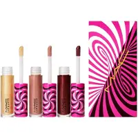MAC Coffret de petits tours : Brillant à lèvres Optical Delusion 24g + Brillant à lèvres Tiktalk of the Town 24g + Brillant à lèvres Gilty of Trickery