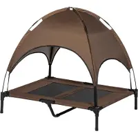 SUGIFT Abri pour chien avec toit, lit pour chien d'extérieur surélevé avec auvent, tissu en filet respirant, couleur café | Structure en acier | Distance du sol : 18 cm | Dimensions : 92 x 76 x 90 cm