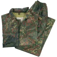 Sturm Bundeswehr und Freizeitshop Combinaison de pluie Mil-Tec, camouflage