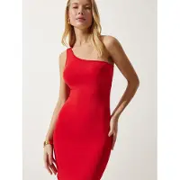 Happiness İstanbul Robe rouge vif
