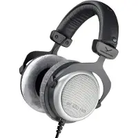 Beyerdynamic Casque audio filaire DT 880 PRO avec arceau, noir et argent.