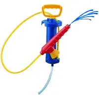 Rolly Toys Wasser Pumpe und Spritze für Tankwagen, spritzt bis 5 Meter