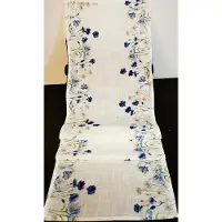 OEM Décoration de table avec des fleurs - blanche - 1 pièce - 100 % polyester - 40 x 150 cm