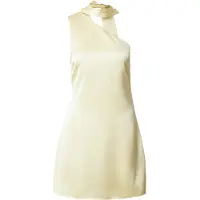Millane Robe jaune