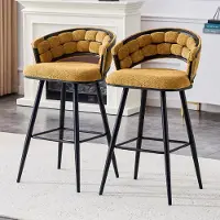 SUCCESS COURIER Lot de 2 tabourets de bar en velours jaune, avec dossier tressé et structure en fer noir ; tabourets de bar modernes pour îlot de cuisine et bar de salon