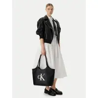 Calvin Klein Cabas 'Contrast Monogram Tote' noir / blanc