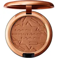 MAC Skinfinish Sunstruck Matte Bronzer poudre bronzante effet mat teinte Rich Golden 8 g