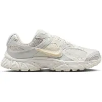 Nike Baskets basses 'V5' beige / bleu pastel / bleu clair / blanc