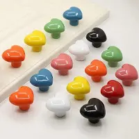 OEM Lot de 15 boutons lisses en céramique en forme de cur pour armoires, tables pliantes, coffres pour enfants et trains à tiroirs – couleurs aléatoires