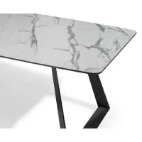 Xl Moebel Gmbh Une table à manger intemporelle au design élégant, idéale pour les salles à manger modernes