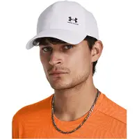 Under Armour Casquette de sport 'Iso Chill' noir / blanc