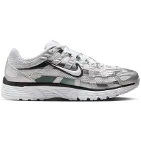 Nike Baskets basses 'P-6000' jade / noir / argent / blanc