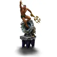 Iron Studios Statue Marvel Art Scale à l'échelle 1/10 : Namor avec diorama, 36 cm