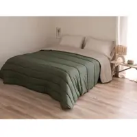 Happy Fiday Home Basic Couette Vert Olive 240x260 cm (lit 135/140/150) 100 % microfibre (extérieur) 100 % polyester (garnissage) Fabriqué en Europe