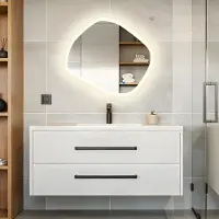Artforma Miroir de salle de bains LED asymétrique 84 x 74 cm sans cadre, avectactile et traitement anti-buée