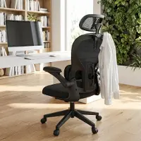 ACXIN Chaise de bureau pour le télétravail, noire : chaise ergonomique en résille avec patère, soutien lombaire réglable, accoudoirs rabattables et roulettes silencieuses