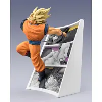 Tamashii Nations Dragon Ball Z Figuarts Zero Actionfigur Son Goku Trail of Battles 22 cm