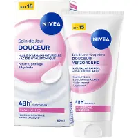 Nivea Essentials Soin de Jour Nourrissant Peaux Sèches SPF15 50 ml Crème De Jour