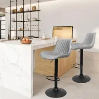 Supfine Ensemble de 2 tabourets de bar en similicuir, tabourets de comptoir pivotants à 360°, tabourets de bar rembourrés avec dossier et repose-pieds, réglables en hauteur, couleur gris clair