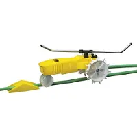 Nelson Rain Train Travelling Sprinkler pour yard Sprinkler pelouse rotatif lourd avec une grande couverture jaune