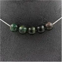 Bijoux Pierres et Minéraux. Collier 5 perles Emeraude de Zambie Qualité 3A 8 mm. Chaine en acier Collier femmes, hommes. Taille personnali