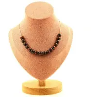 Bijoux Pierres et Minéraux. Collier 15 perles Oeil de Tigre rouge 8 mm. Chaine en acier inoxydable Collier femmes, hommes. Taille personna