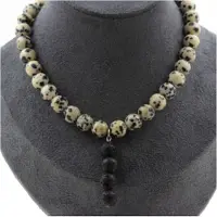 Bijoux Pierres et Minéraux. Collier perles Jaspe Dalmatien 8 mm + 4 perles Lave 8 mm. Chaine en Collier femmes, hommes. Taille personnalis