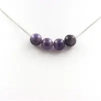 Bijoux Pierres et Minéraux. Collier 4 perles Améthyste 8 mm Chaine en acier inoxydable.