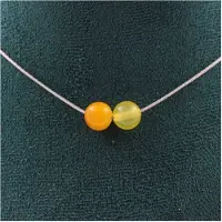Bijoux Pierres et Minéraux. Collier 2 perles Sardonyx jaune 8 mm Chaine en acier inoxydable Collier femmes, hommes. Taille personnalisable.